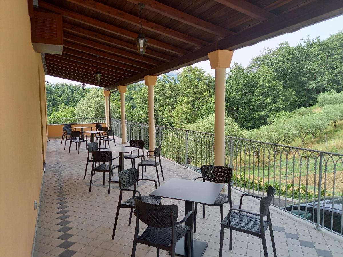 Hotel Ristorante Villa Terry Лаурія Інферіоре Екстер'єр фото
