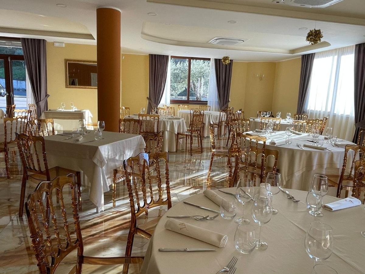 Hotel Ristorante Villa Terry Лаурія Інферіоре Екстер'єр фото